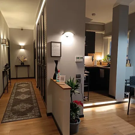 ゲストハウス Trastevere Noir 4*