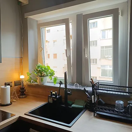 Konukevi Trastevere Noir 4*