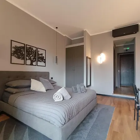 Trastevere Noir 4*